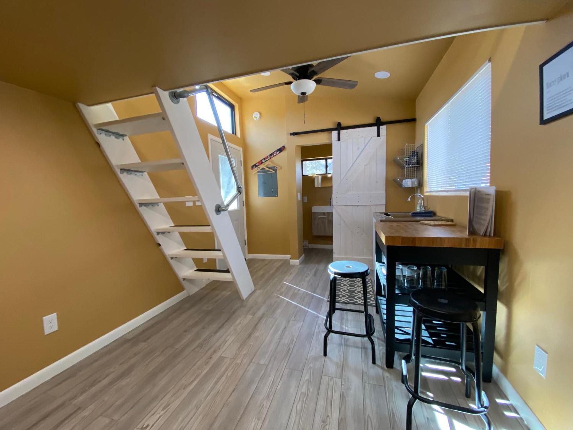 Weecasa Tiny Home Resort Lyons Kamer foto